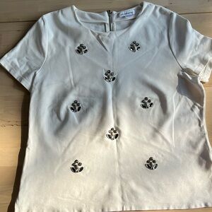 Liz Claiborne White Short Sleeve Embellished Shirt, large